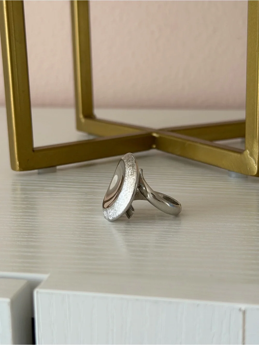 Vintage Modernist Concave Mirror Shield Ring – Contemporary Asymmetric Band